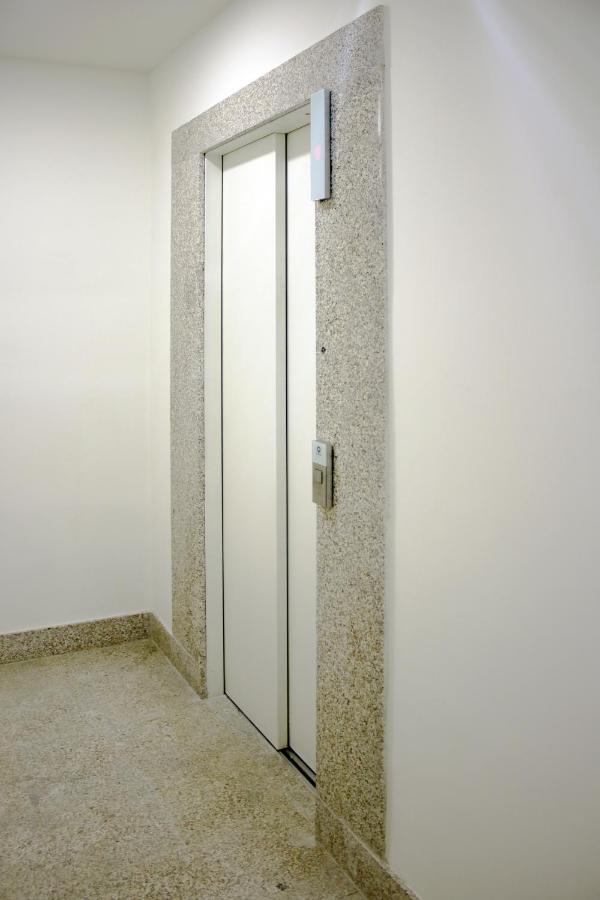 Hm - Carlos Alberto Apartment 2 Porto Bagian luar foto